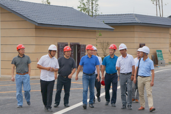 检查成德南高速金堂服务区改、扩建工程项目_副本.png