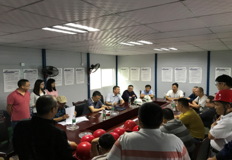 四川省安委办督察组赴公司“高庐・御品江城”房地产项目进行安全生产大检查督察指导.png