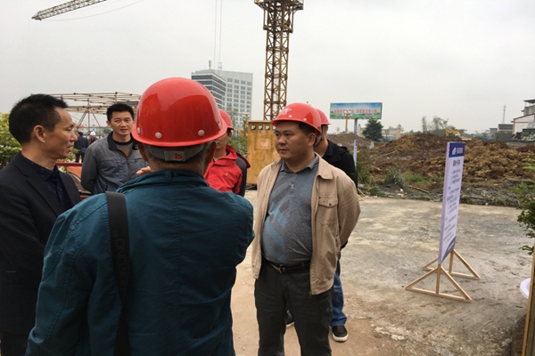 公司年度目标任务第三督导组对广南应急指挥中心等重点项目进行专项督察36.jpg